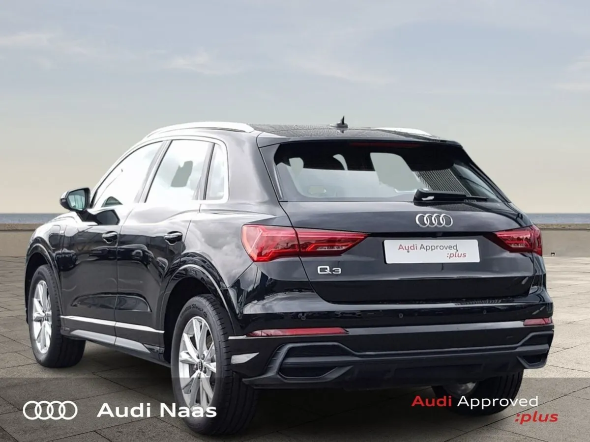 Audi Q3 45 Tfsi E S Tronic S Line - Image 4