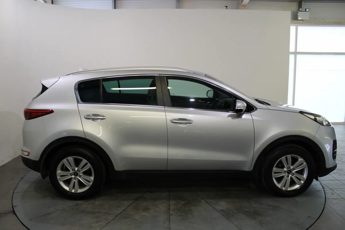 Kia Sportage 1.7 Platinum SAM - Image 3