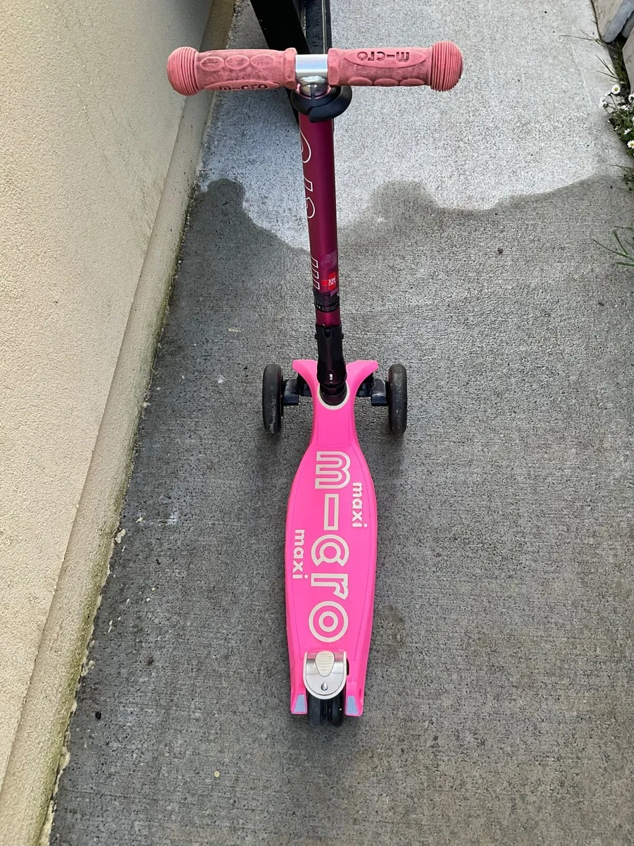 Micro mini delux scooter - Image 3
