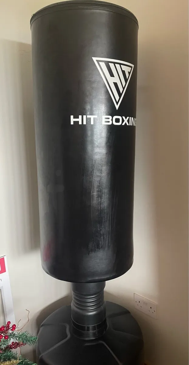 HIT Freestanding Punchbag - Image 1
