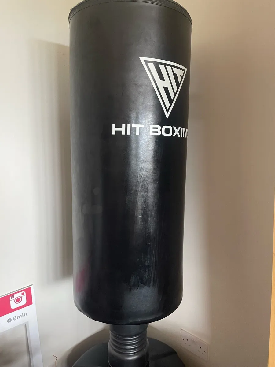 HIT Freestanding Punchbag - Image 2