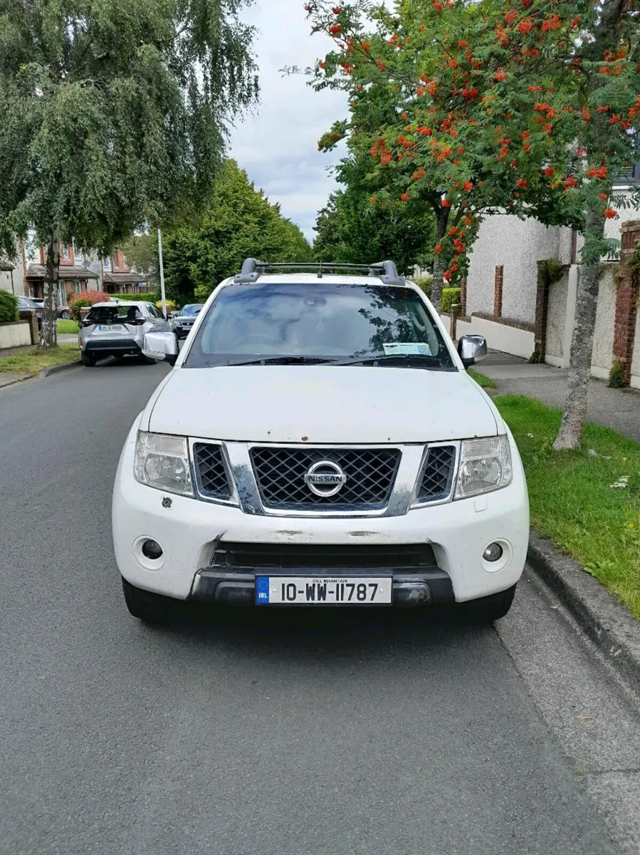 Nissan Navara 2010 - Image 1