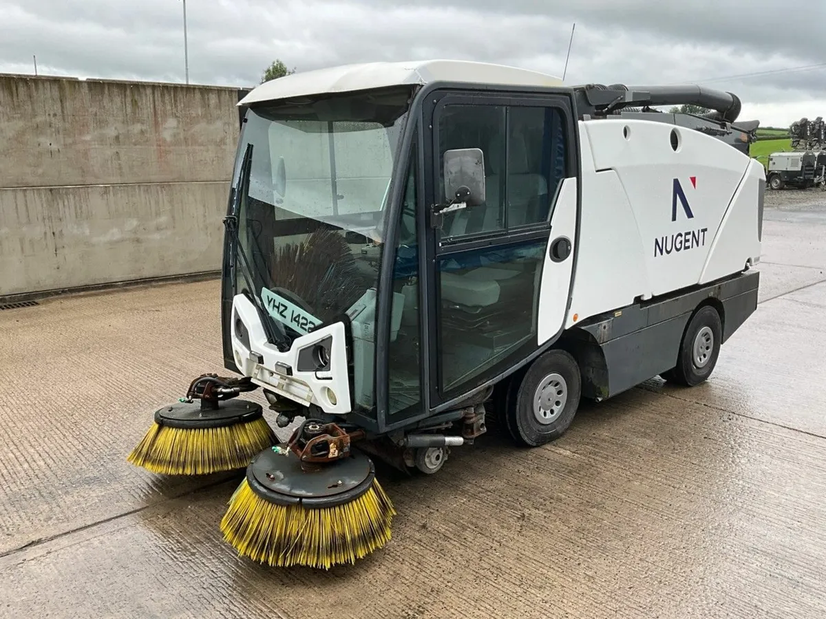 JOHNSTON 4 TON DIESEL ROAD SWEEPER - Image 1