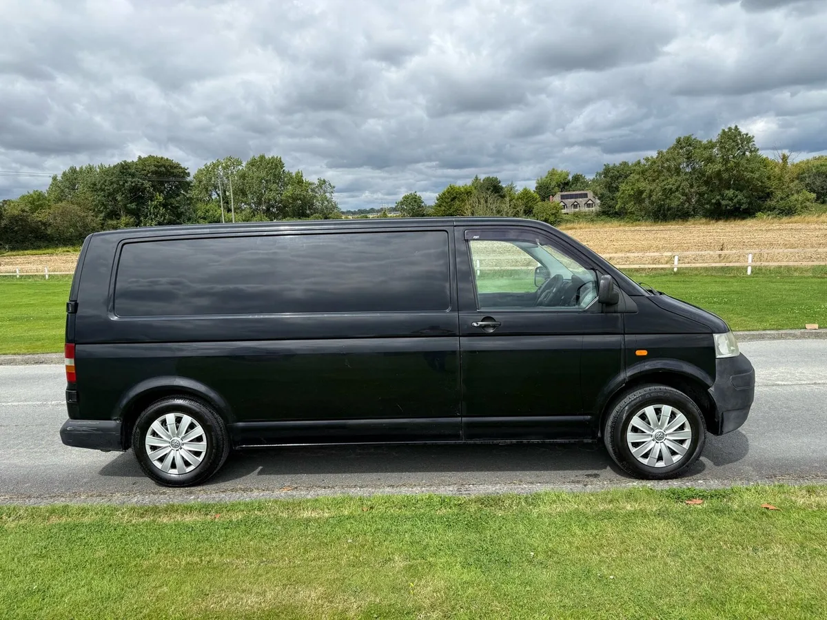 2007 Vw Transporter 2.5 Tdi Automatic Cvrt & Tax - Image 4