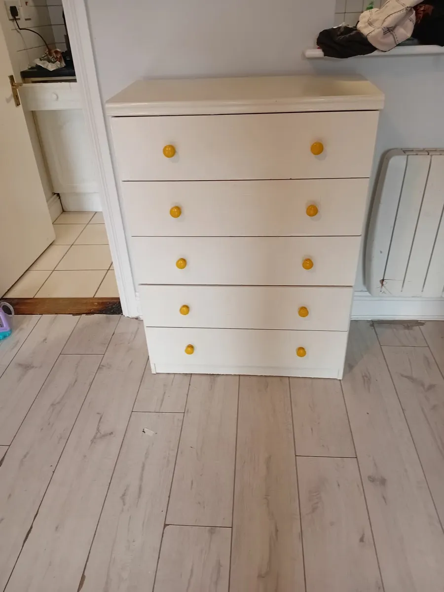 Chest of drawers - Image 2