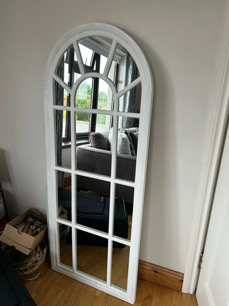Large window mirror - Image 1