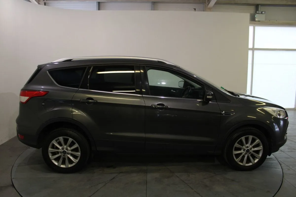 Ford Kuga Kuga Titanium 4seat FWD 2.0 Commercial - Image 4