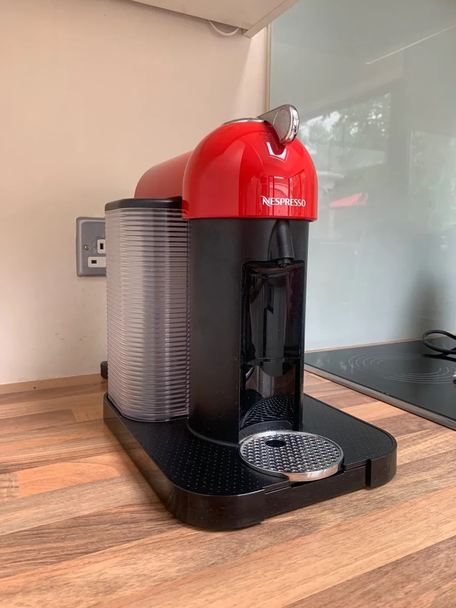 Nespresso Vertuo Evoluo Coffee Machine - Image 2