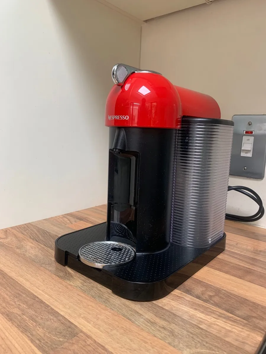 Nespresso Vertuo Evoluo Coffee Machine - Image 3