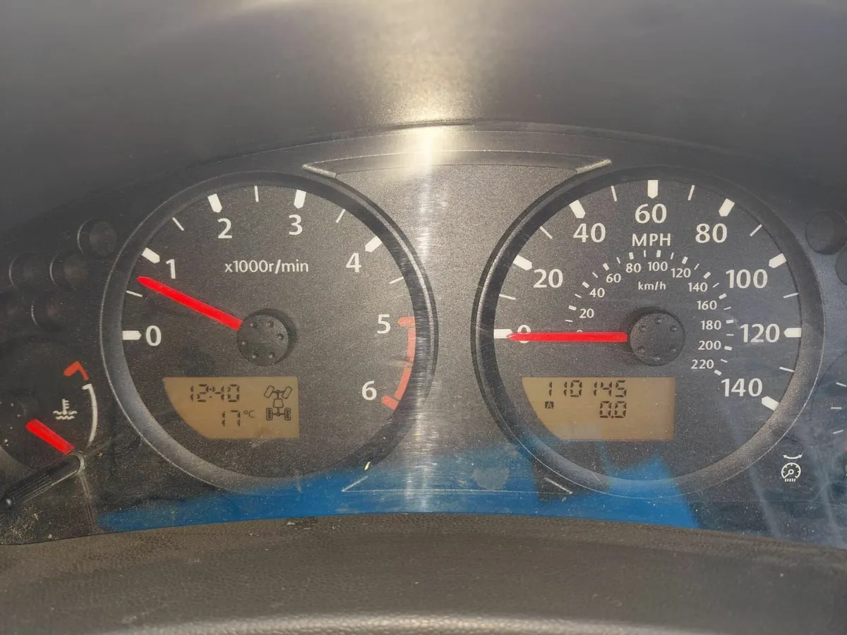 Nissan Navara 2009 - Image 2