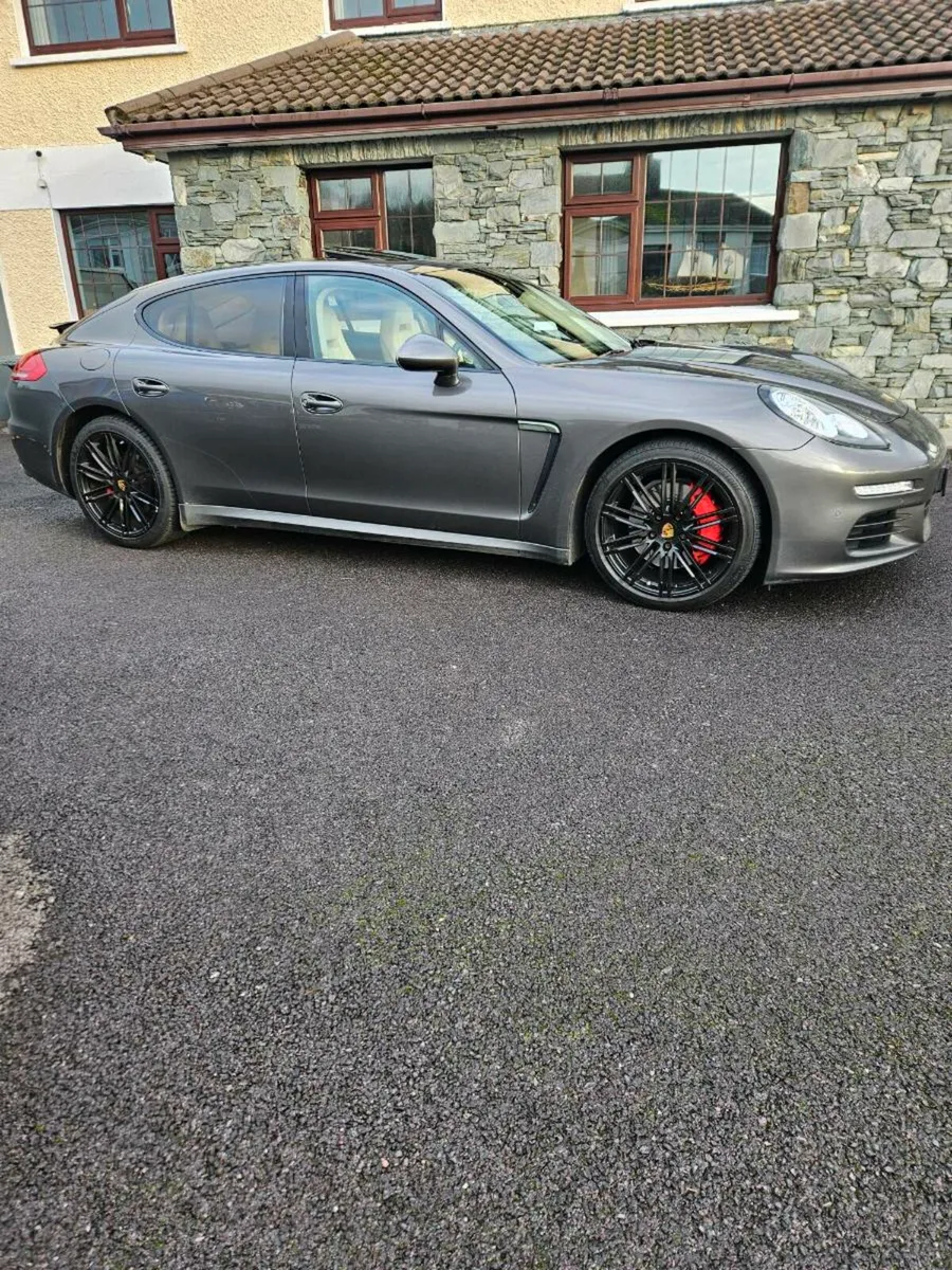 Porsche panamera diesel - Image 1