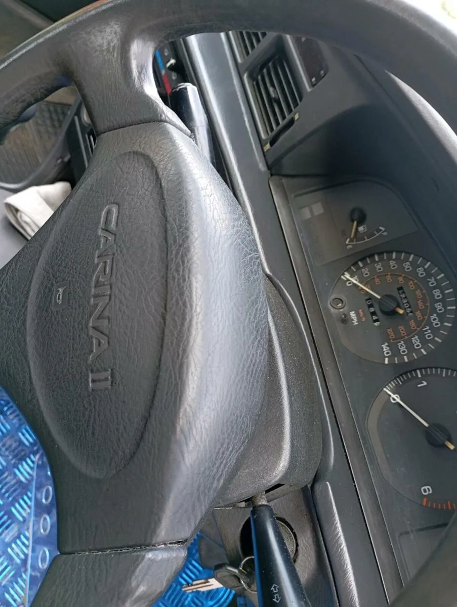 Car - Image 4