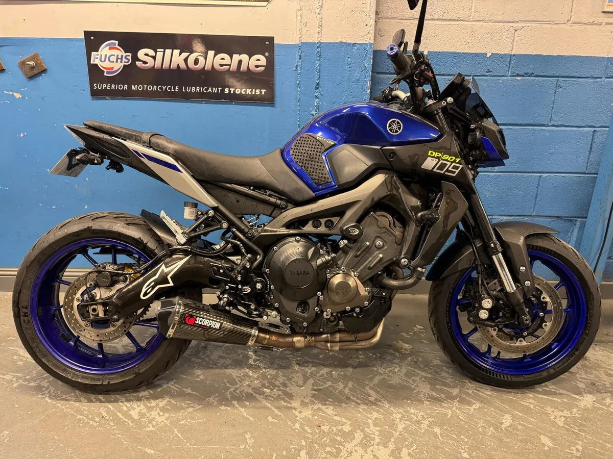 2017 Yamaha MT-09 - Image 1