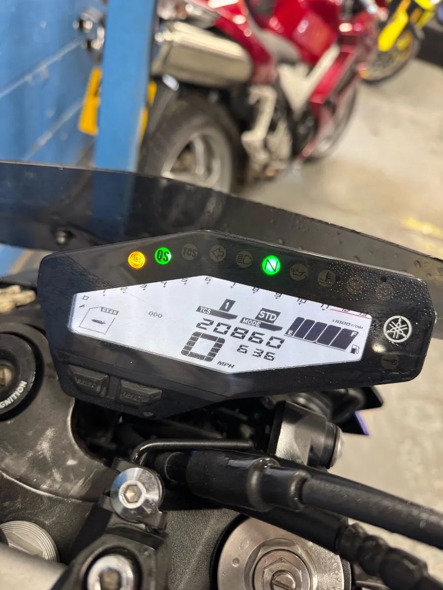 2017 Yamaha MT-09 - Image 4
