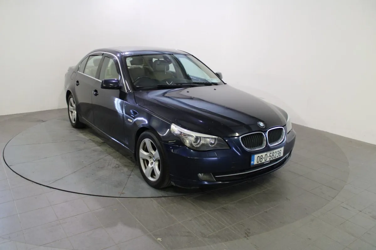 BMW 5 Series 520d SE Auto - Image 1
