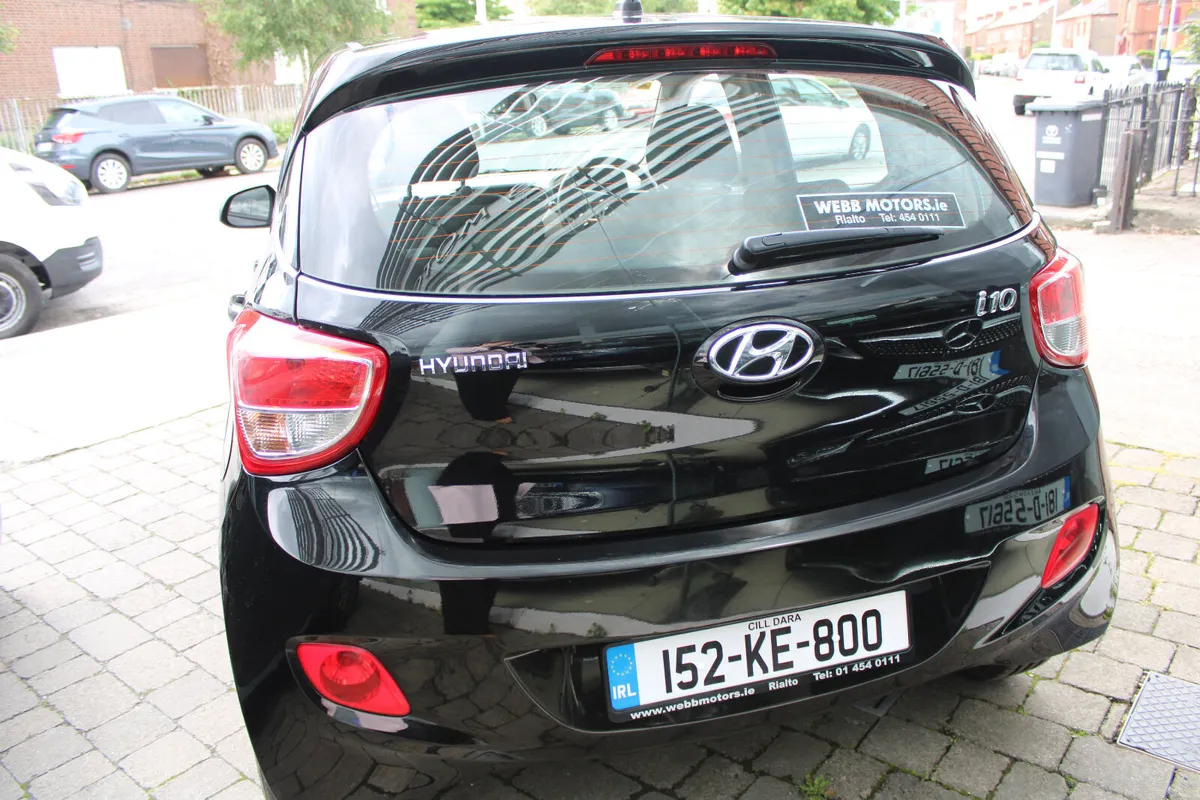 Hyundai i10 1.0 CLASSIC 2015 - Image 4