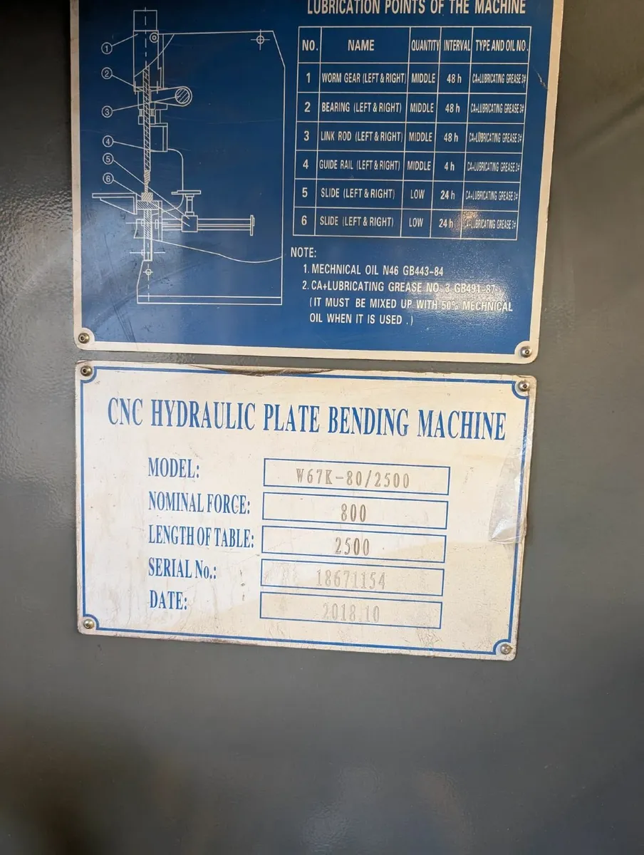 Mantech 80 ton 2500mm Press Brake - Image 4