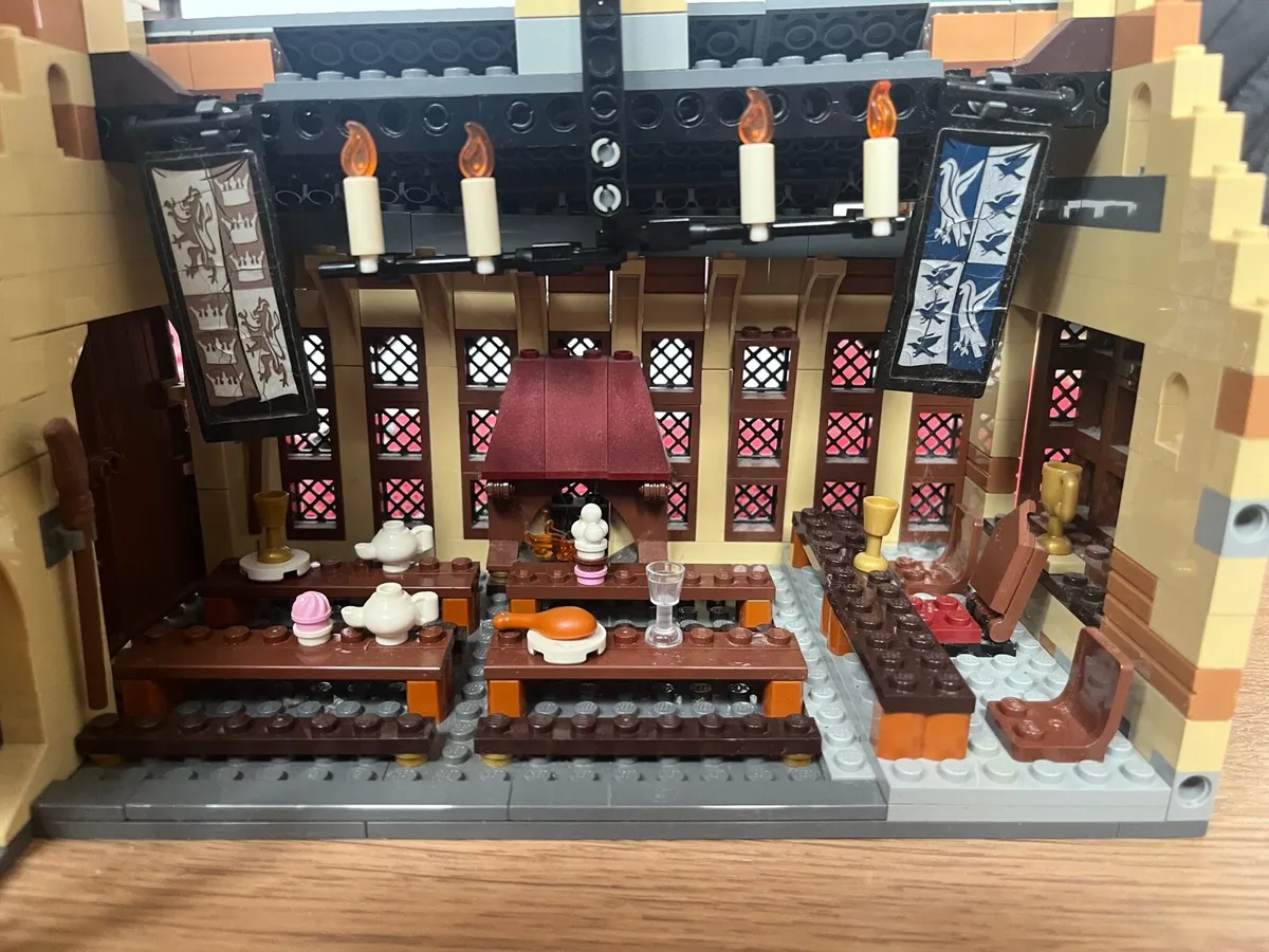 Harry Potter The Great Hall Lego 75954 - Image 4