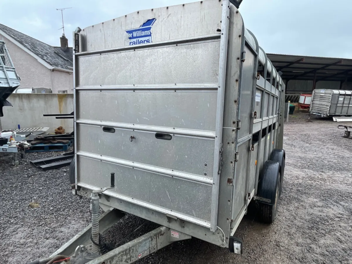 Ifor Williams 12ft x 5ft 10” cattle trailers - Image 2