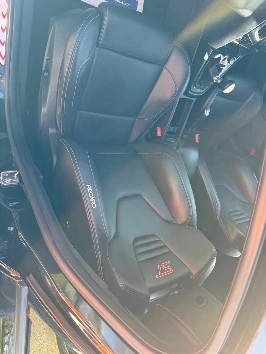 Ford Focus 2015 ST2 - Image 4