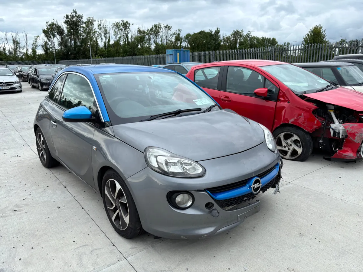 17 Opel Adam 1.4 Petrol 120km Drives - Image 2