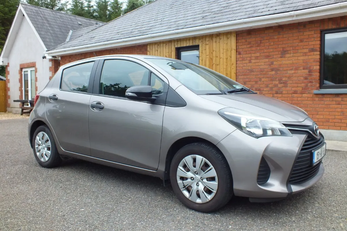2015 Toyota Yaris (Low Miles & Immaculate) - Image 1