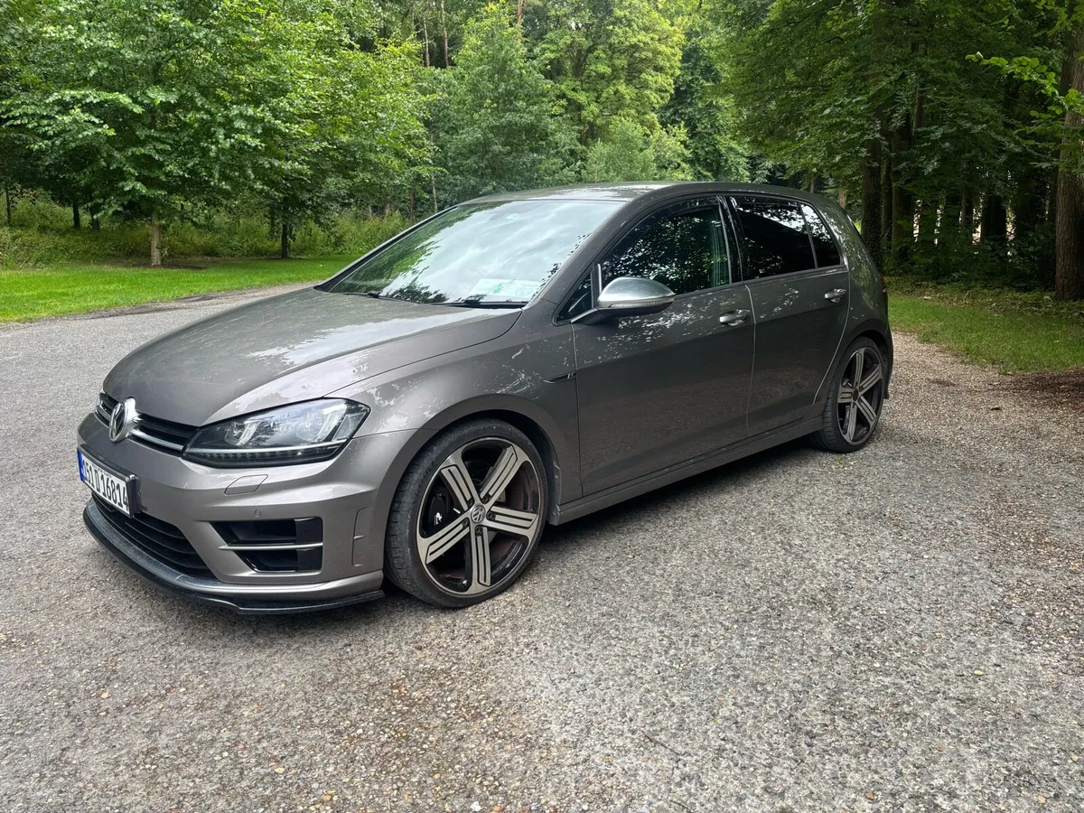 2.0 TSi Golf R 4-Motion - Image 3