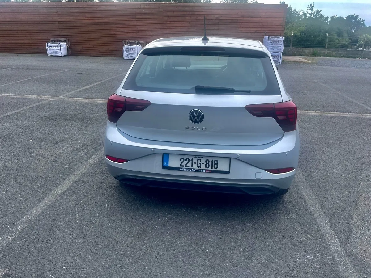 volkswagen Polo - Image 2