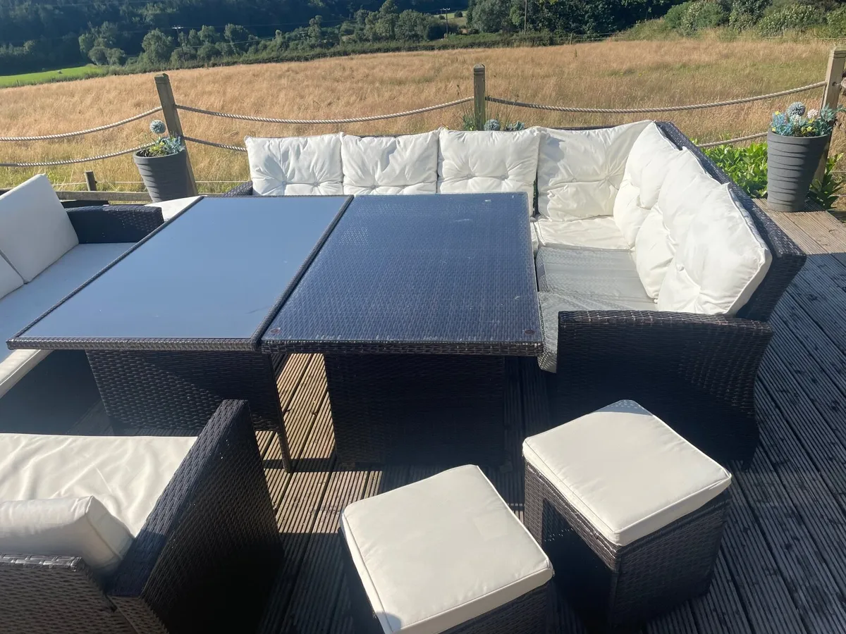 Garden Furniture. - Image 3