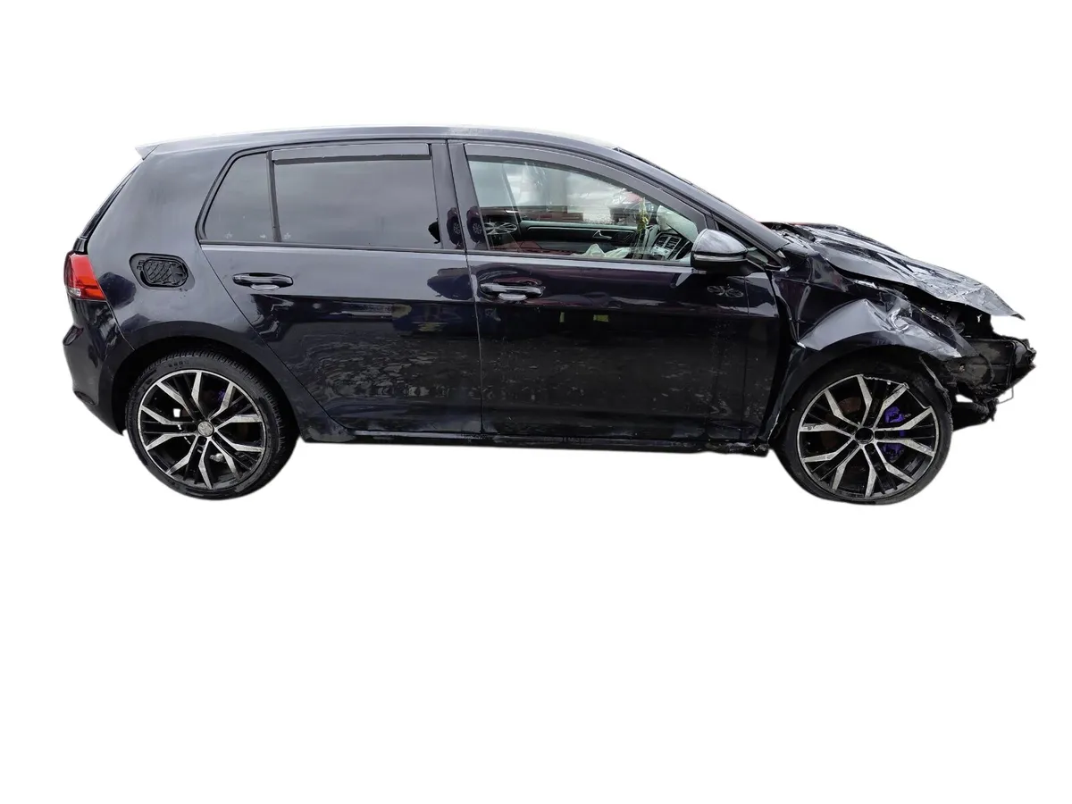 2013 VOLKSWAGEN GOLF For Breaking/Dismantling - Image 2