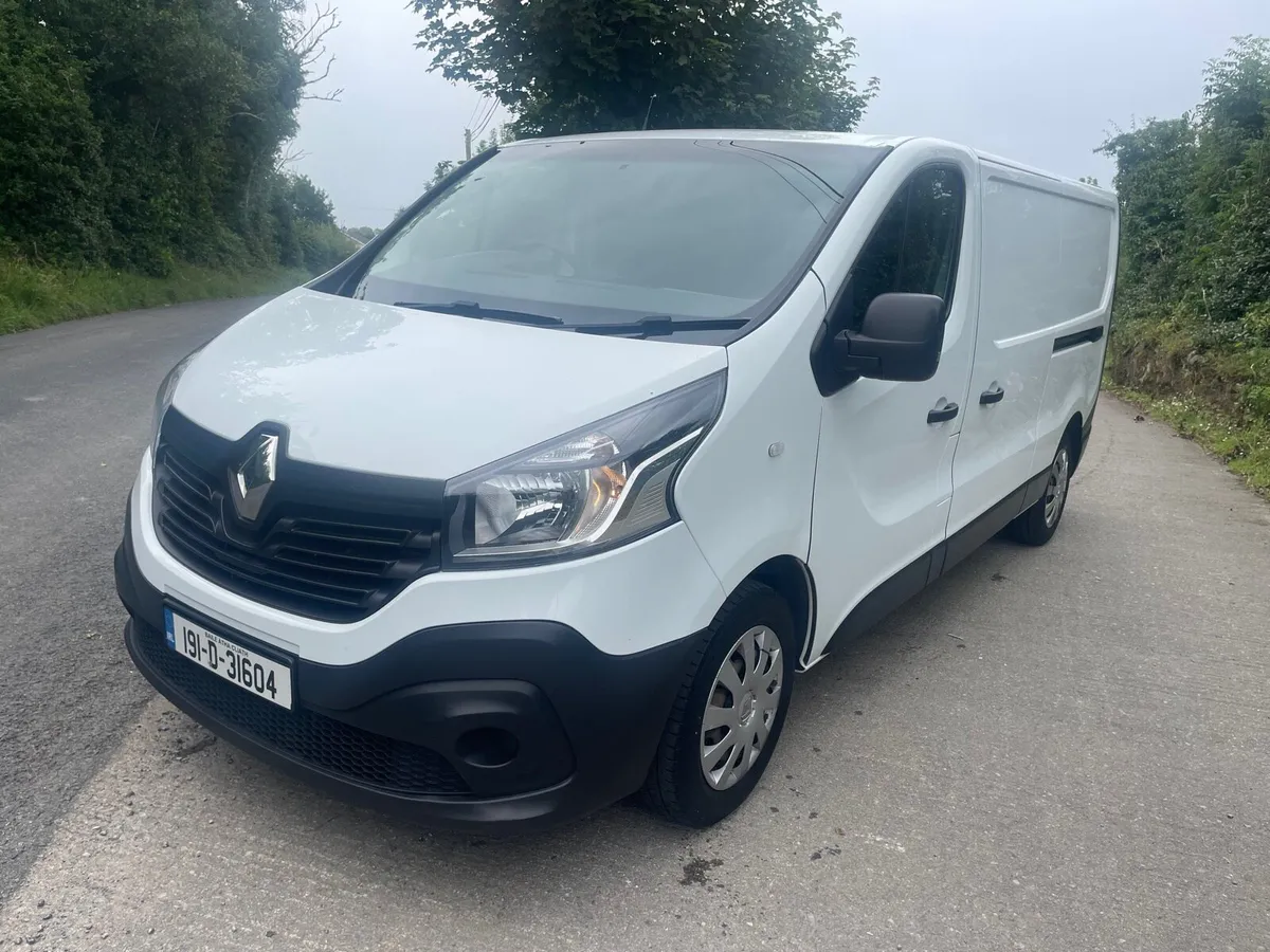 Renault Trafic 2019 - Image 2