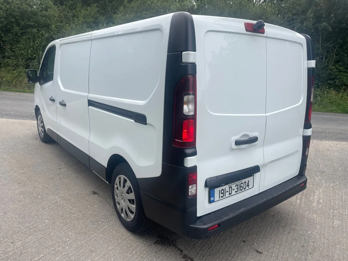 Renault Trafic 2019 - Image 3