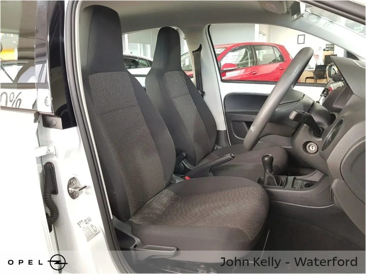Volkswagen Up! UP Take UP 1.0 - Image 4