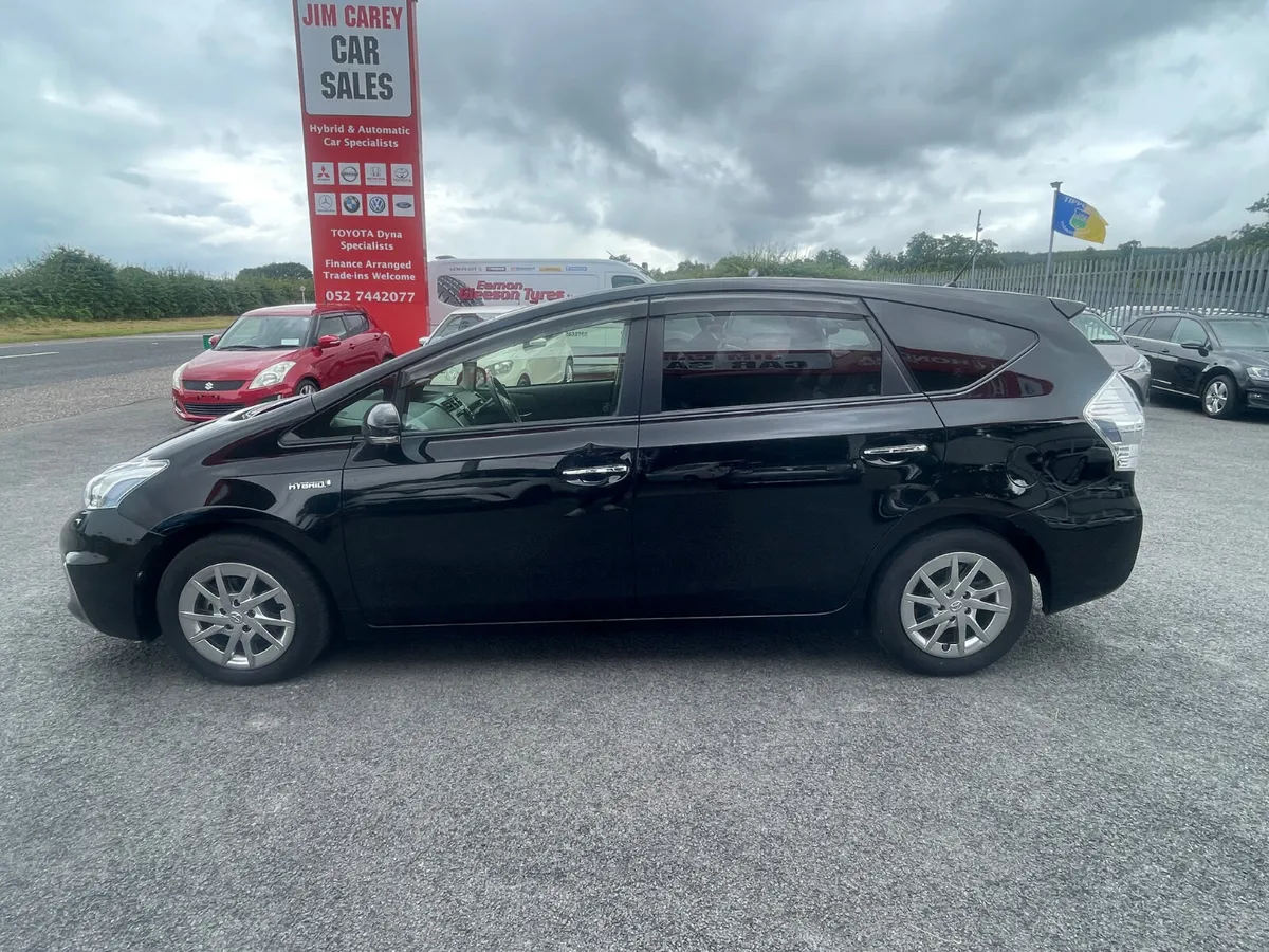 Toyota Prius alpha 2014-1 7 seater - Image 4