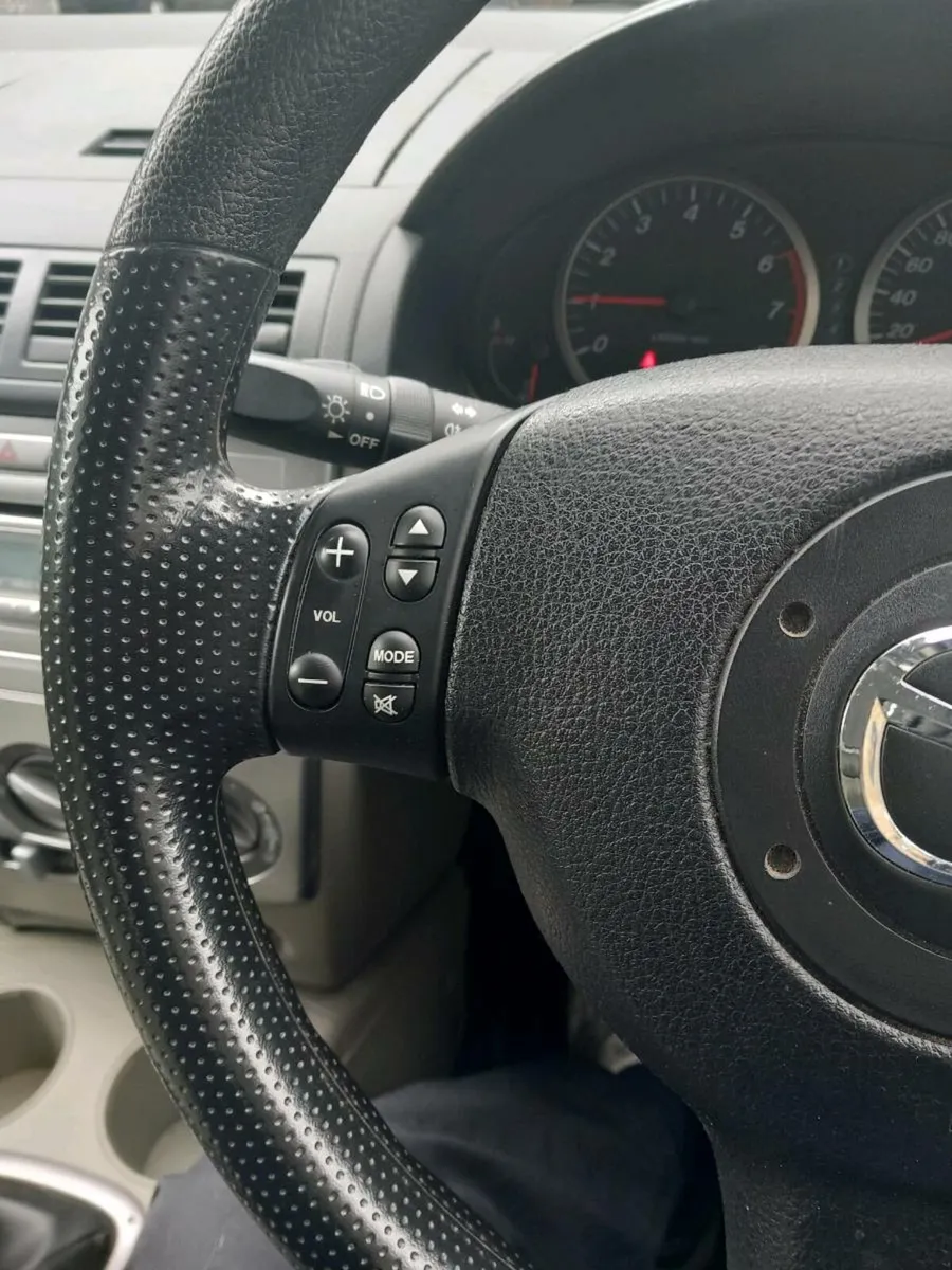 Car - Image 2