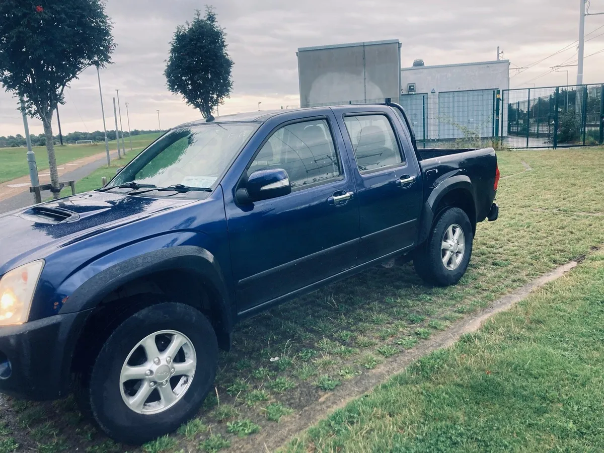 Isuzu Dmax - Image 4
