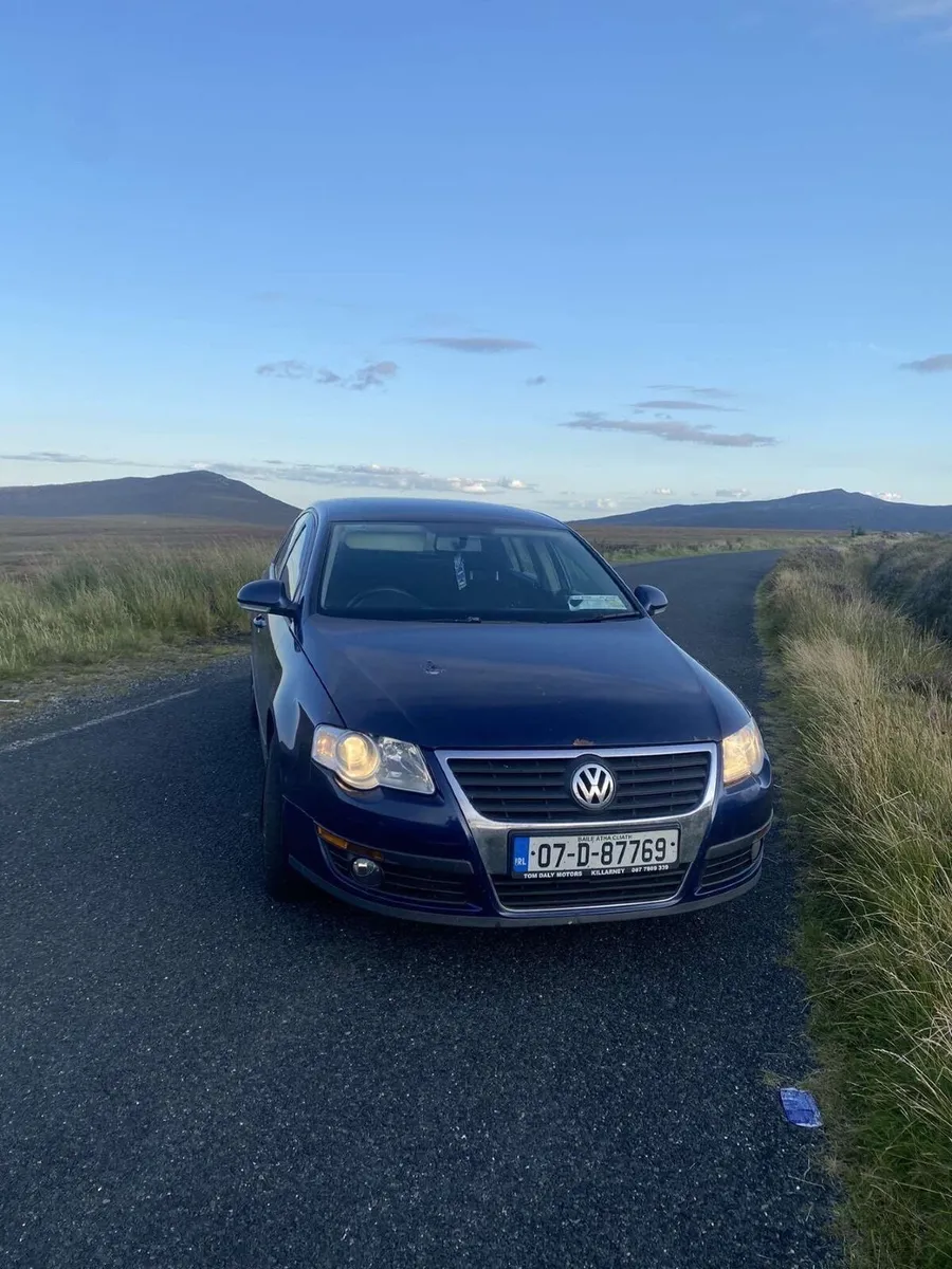 Volkswagen Passat 2007 - Image 1
