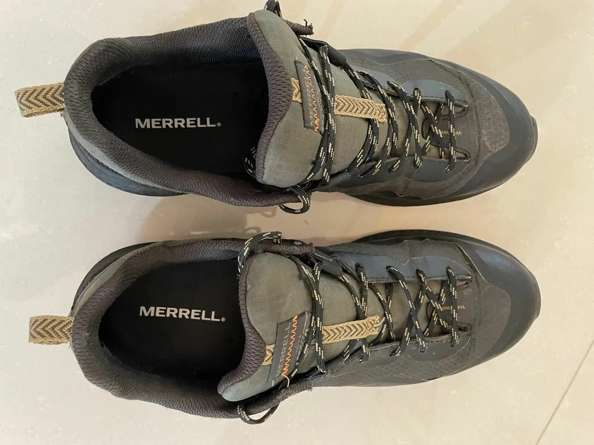 Men's Merrell Walking Shoes - Image 2