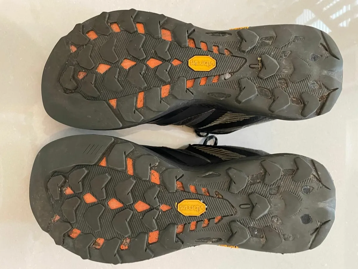 Men's Merrell Walking Shoes - Image 4