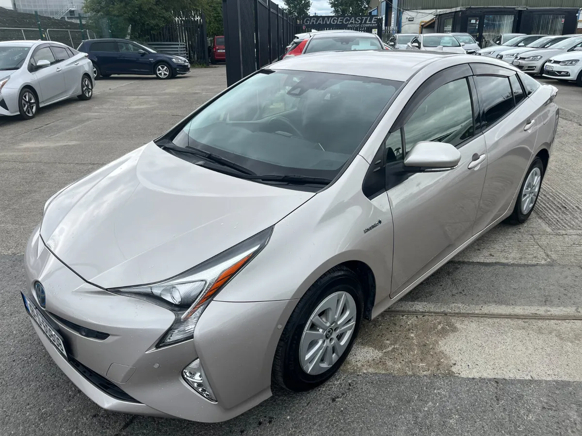 Toyota Prius 2018, 1.8 HYBRID AUTO LOW KMS - Image 3