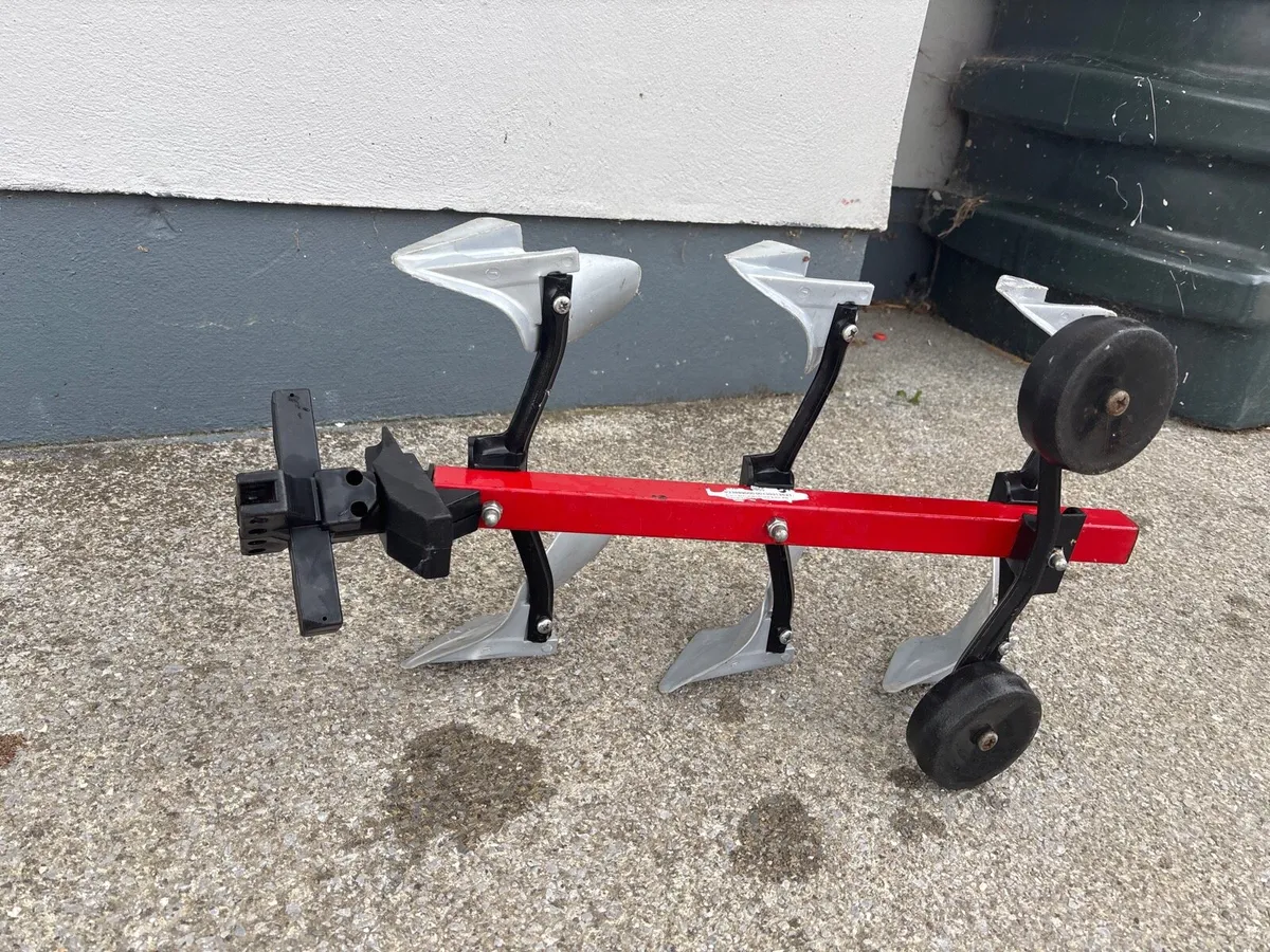 Toy plow - Image 2
