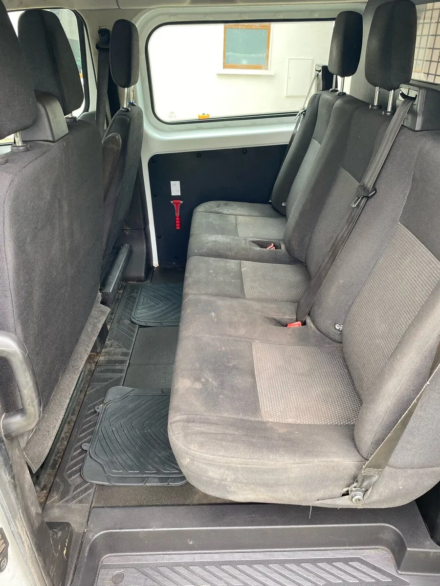 Ford crew cab van - Image 4