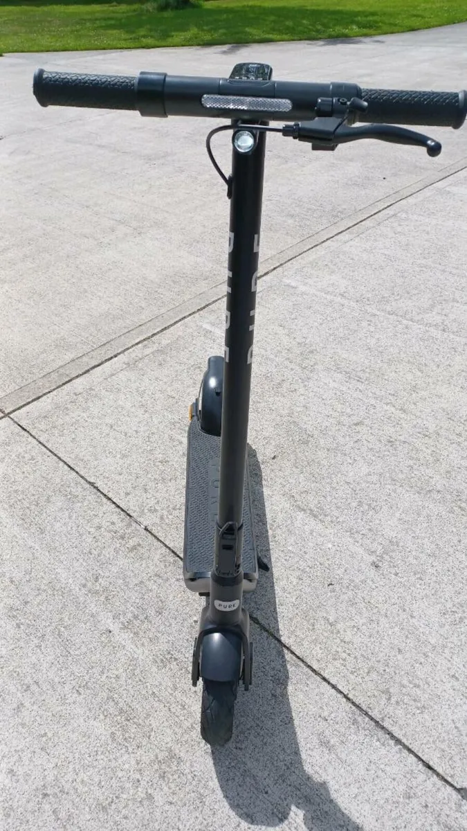 Pure Air pro Electric Scooter - Image 2