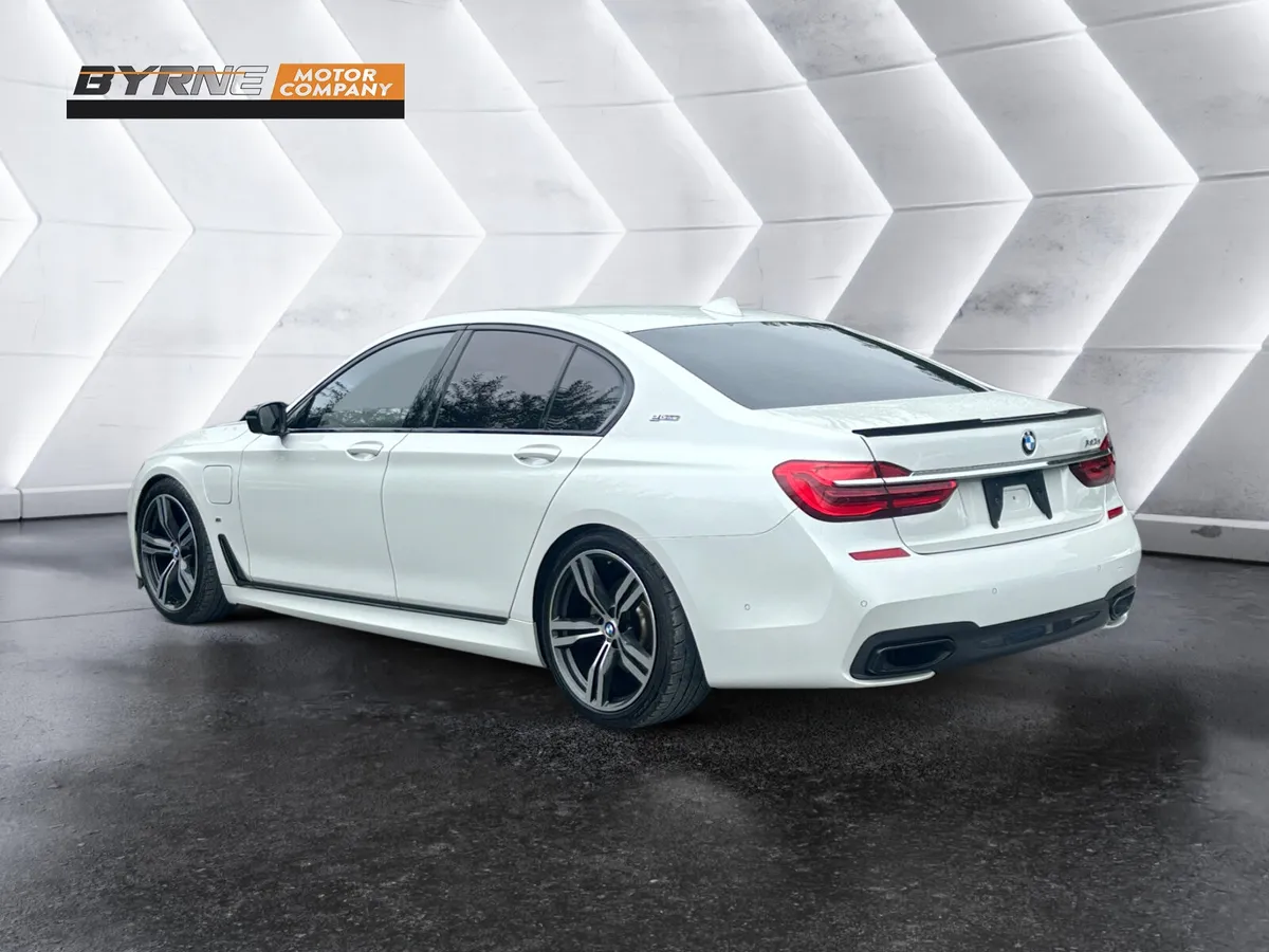 BMW 740E MSPORT AUTO, 2018 - Image 3