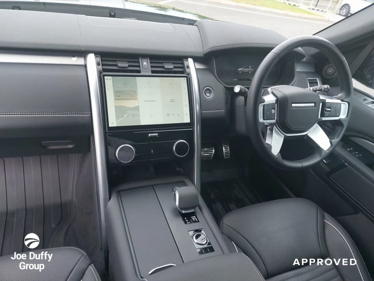 Land Rover Discovery 3.0 SD6 HSE Dynamic 300BHP - Image 4