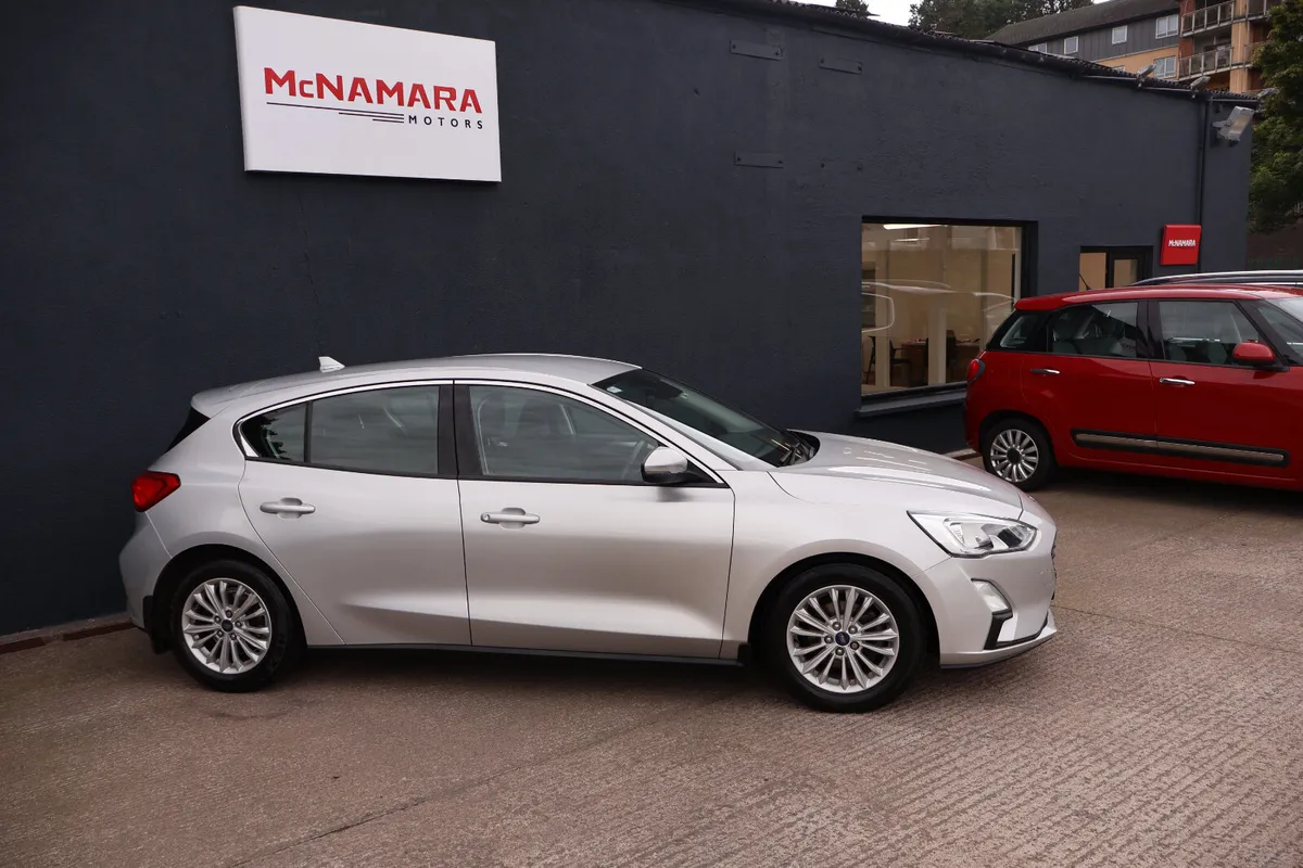 Ford Focus Titanium Low Km's Exceptional Condition - Image 2