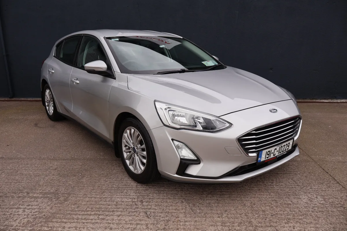 Ford Focus Titanium Low Km's Exceptional Condition - Image 3