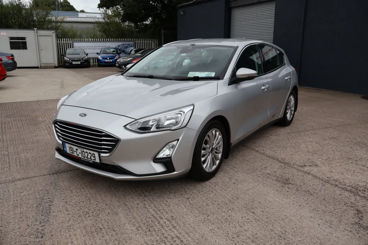 Ford Focus Titanium Low Km's Exceptional Condition - Image 4