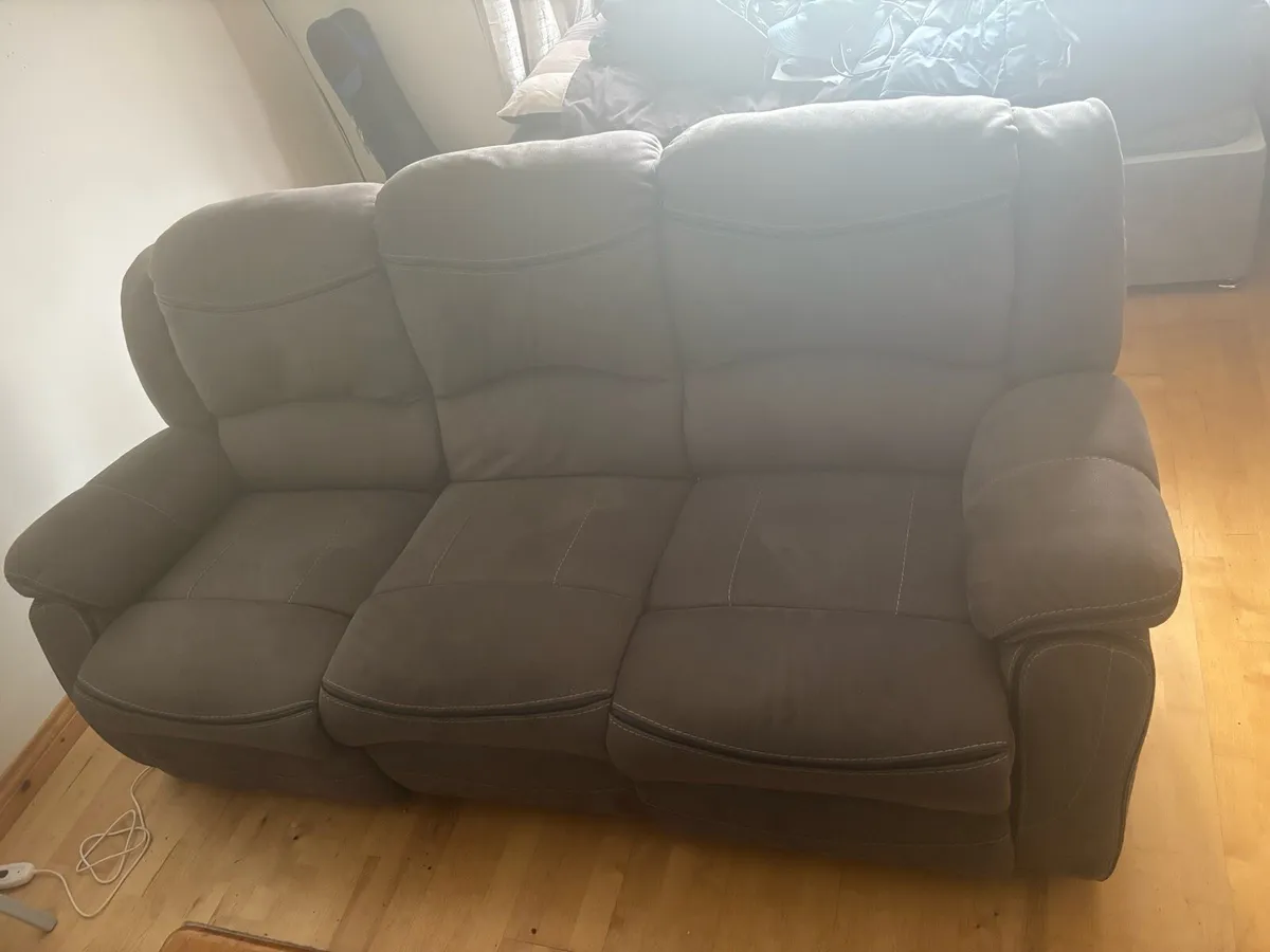 3 seater recliner coach - Image 1