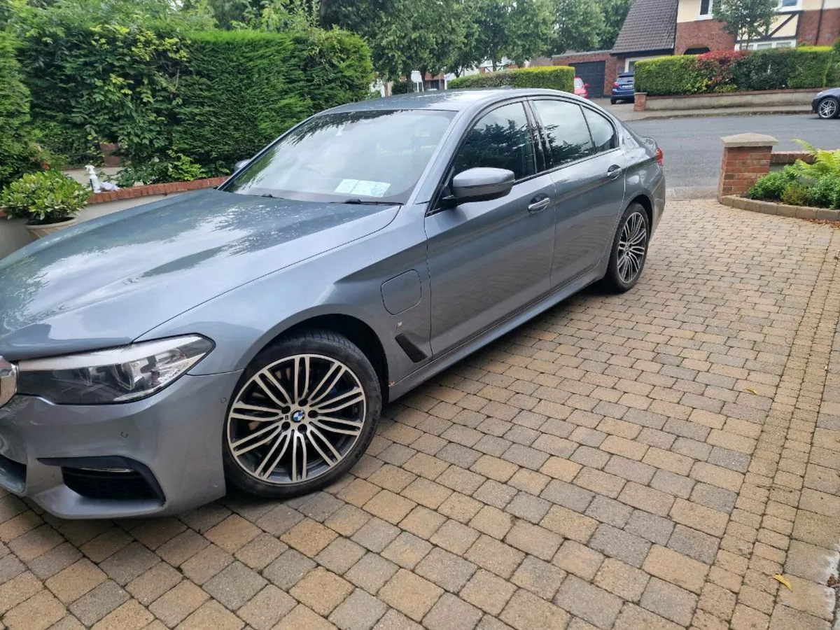 2019 BMW 530e msport - Image 1